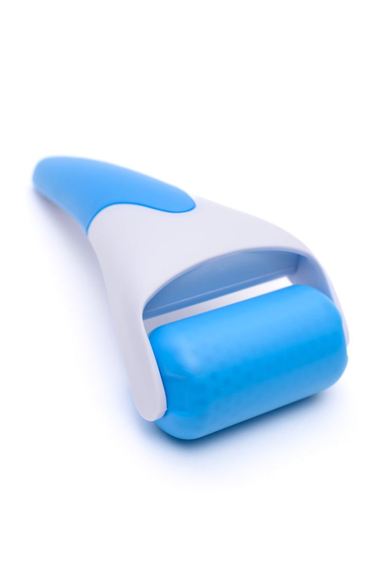 Ice roller